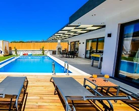 Kaş Sarıbelen'de Doğa İçerisinde, Özel Havuzlu, Kiralık Villa - 3