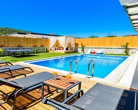 Kaş Sarıbelen'de Doğa İçerisinde, Özel Havuzlu, Kiralık Villa - 2