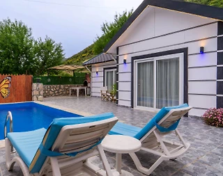Kaş Sarıbelen'de Doğa İle İç İçe, Özel Havuzlu, 1+1 Villa - 3