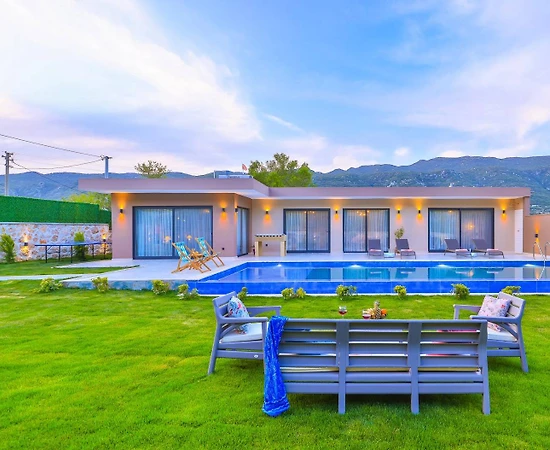 Kaş Sarıbelen'de Doğa İle İç İçe, Özel Havuzlu, 4 Kişilik Villa - 1