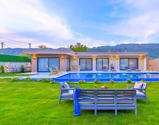 Kaş Sarıbelen'de Doğa İle İç İçe, Özel Havuzlu, 4 Kişilik Villa - 1