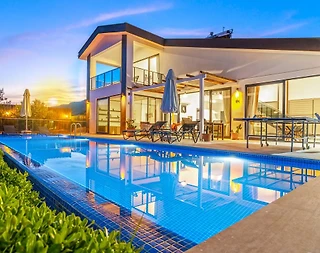 Kaş Sarıbelen'de Doğa Manzaralı, Özel Havuzlu, Lüks Balayı Villası - 1