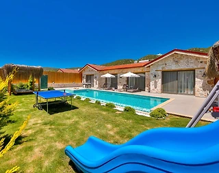 Kaş Sarıbelen'de Doğayla İç İçe, Özel Havuzlu, Konforlu Villa - 5