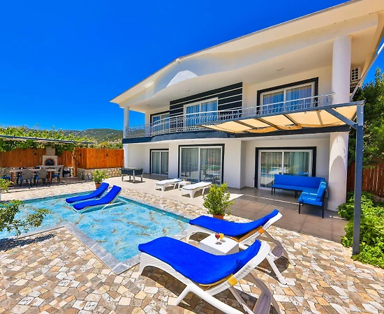 Kaş Sarıbelen'de Ferah Bahçe İçerisinde, Özel Havuzlu, Modern Villa - 1