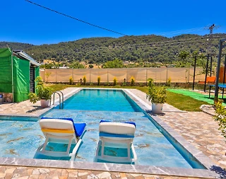 Kaş Sarıbelen'de Ferah Bahçe İçerisinde, Özel Havuzlu, Modern Villa - 4