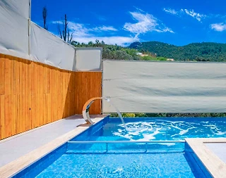Kaş Sarıbelen'de Geniş Bahçeli, Özel Havuzlu ve Jakuzili, Lüks Villa - 3