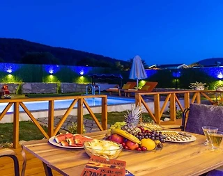 Kaş Sarıbelen'de Geniş Bahçeli, Özel Havuzlu, 2+1 Şık Bungalov - 5