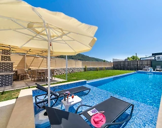 Kaş Sarıbelen'de Geniş Bahçeli, Özel Havuzlu, Modern Villa - 5