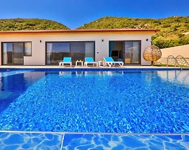 Kaş Sarıbelen'de Gözlerden Uzak Konumda, Özel Havuzlu, Muhafazakar Villa - 2