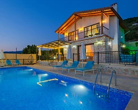 Kaş Sarıbelen'de Huzur Dolu Doğada, Sonsuzluk Havuzlu, Taş Villa - 2