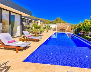 Kaş Sarıbelen'de Huzurlu Doğada, Özel Havuzlu, Kiralık Villa - 3