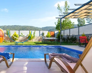 Kaş Sarıbelen'de Huzurlu Konumda, Özel Havuzlu, Jakuzili Villa - 4