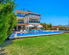 Kaş Sarıbelen'de Kalabalık Aileler İçin Uygun, Özel Havuzlu, Kiralık Villa - 2