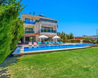 Kaş Sarıbelen'de Kalabalık Aileler İçin Uygun, Özel Havuzlu, Kiralık Villa - 2