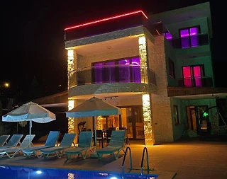 Kaş Sarıbelen'de Kalabalık Aileler İçin Uygun, Özel Havuzlu, Şık Villa - 3