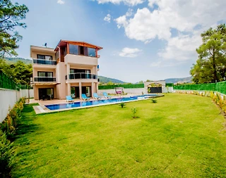 Kaş Sarıbelen'de Kalabalık Aileler İçin Uygun, Özel Havuzlu, Kiralık Villa - 2