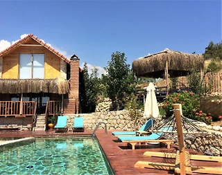 Kaş Sarıbelen'de Muhteşem Doğada, Özel Havuzlu, Konforlu Villa - 1