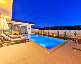 Kaş Sarıbelen'de Muhteşem Doğada, Özel Havuzlu, Sauna ve Hamamlı Villa - 3