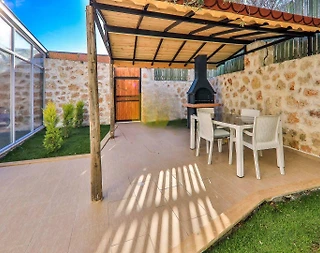 Kaş Sarıbelen'de Nezih Konumda, Özel Havuzlu, Kiralık Villa - 4