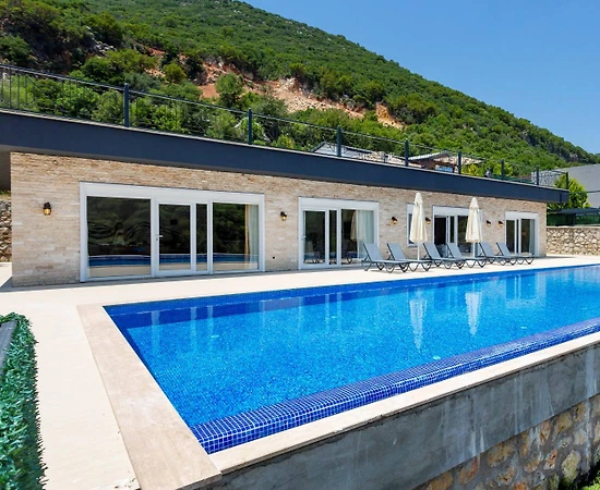 Kaş Sarıbelen'de Orman Manzaralı, Özel Havuzlu, 6 Kişilik Villa - 1