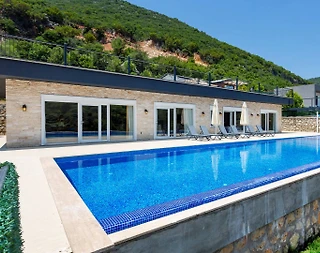 Kaş Sarıbelen'de Orman Manzaralı, Özel Havuzlu, 6 Kişilik Villa - 1