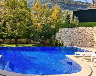 Kaş Sarıbelen'de Otantik Mimarili, Özel Havuzlu, Masa Tenisli Villa - 4