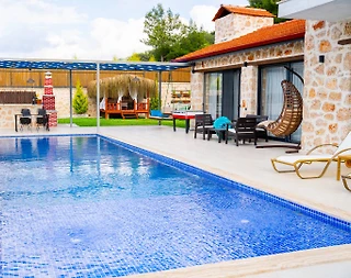 Kaş Sarıbelen'de Otantik Tasarımlı, Özel Havuzlu, 4 Kişilik Villa - 2