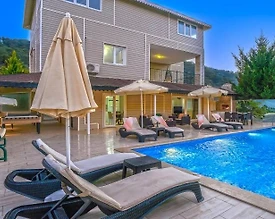 Kaş Sarıbelen'de Sakin Doğada, Özel Havuzlu, 6 Kişilik Villa - 2