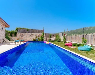 Kaş Sarıbelen'de Sakin Konumda, Özel Havuzlu, Çocuk Oyun Alanlı Villa - 4