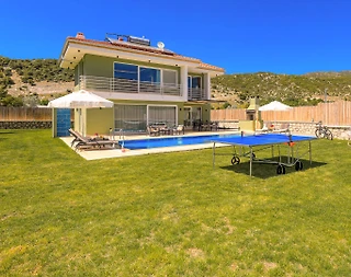 Kaş Sarıbelen’de Çocuklar İçin Oyun Alanlı, Özel Havuzlu, Kiralık Villa - 2