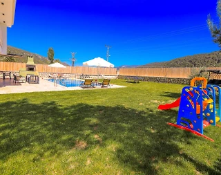 Kaş Sarıbelen’de Çocuklar İçin Oyun Alanlı, Özel Havuzlu, Kiralık Villa - 4