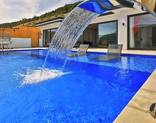 Kaş Sarıbelen'de Sakin Konumda, Özel Havuzlu, Konforlu Tatil Villası - 2