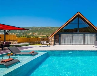 Kaş Sarıbelen'de Sakin Konumda, Özel Havuzlu, Modern Bungalov - 3