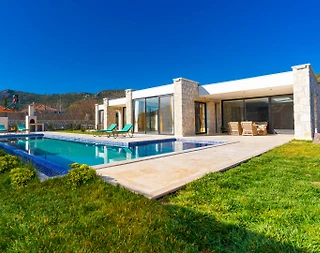 Kaş Sarıbelen'de Sakin Konumda, Özel Havuzlu, Saunalı, Jakuzili Villa - 3