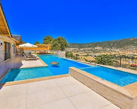 Kaş Sarıbelen'de Sakin Konumda, Özel Havuzlu, Taş Villa - 2