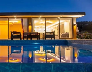 Kaş Sarıbelen'de Yemyeşil Doğada, Özel Havuzlu, Konforlu Villa - 1