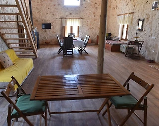 Kaş Sarılar'da Sakin Konumda, Özel Sonsuzluk Havuzlu, Kiralık Taş Ev - 4