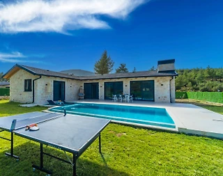 Kaş Uğrar'da Geniş Bahçe İçerisinde, Özel Havuzlu, Otantik Villa - 3