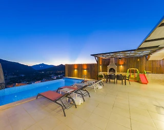 Kaş Ulugöl'de Doğa İçerisinde, Özel Havuzlu ve Jakuzili, Kiralık Villa - 3