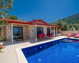 Kaş Üzümlü'de Balayı Çiftlerine Uygun, Özel Havuzlu, Romantik Villa - 3