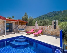Kaş Üzümlü'de Balayı Çiftlerine Uygun, Özel Havuzlu, Romantik Villa - 2