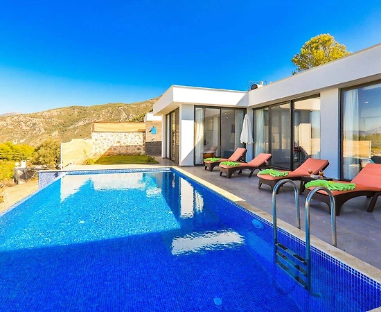 Kaş Üzümlü'de Balayı Çiftlerine Uygun, Özel Havuzlu, Eşsiz Villa - 1