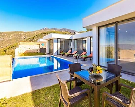 Kaş Üzümlü'de Balayı Çiftlerine Uygun, Özel Havuzlu, Eşsiz Villa - 2