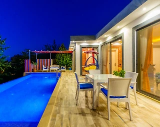 Kaş Üzümlü'de Balayı Çiftlerine Uygun, Özel Havuzlu, Konforlu Villa - 4