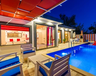 Kaş Üzümlü'de Balayı Çiftlerine Uygun, Özel Havuzlu, Konforlu Villa - 3