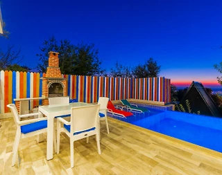 Kaş Üzümlü'de Balayı Çiftlerine Uygun, Özel Havuzlu, Konforlu Villa - 5