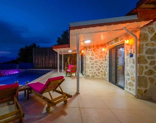 Kaş Üzümlü'de Balayı Çiftlerine Uygun, Özel Havuzlu, Modern Villa - 5