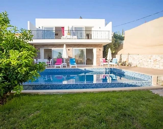 Kaş Üzümlü'de Balayı Çiftlerine Uygun, Özel Havuzlu, Tatil Villası - 1