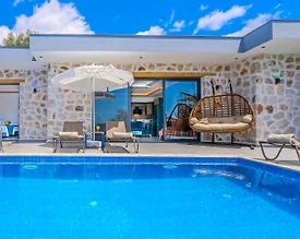 Kaş Üzümlü'de Çekirdek Ailelere Uygun, Özel Havuzlu, 2+1 Villa - 2