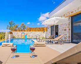 Kaş Üzümlü'de Çekirdek Ailelere Uygun, Özel Havuzlu, 2+1 Villa - 3